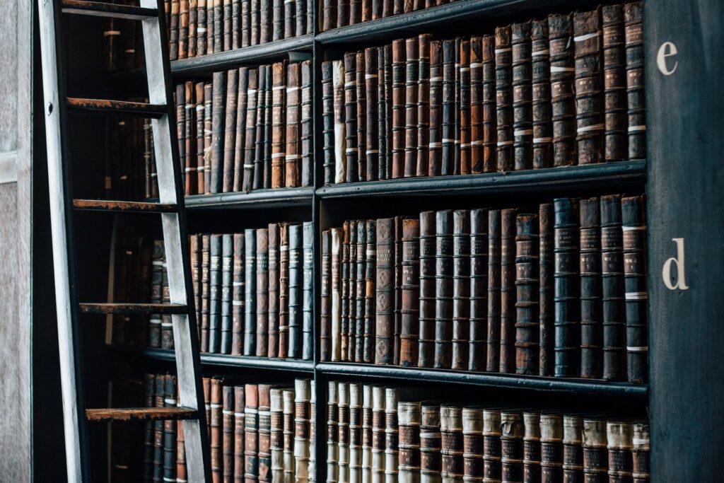Guide to a Quick Online Masters in Library Science